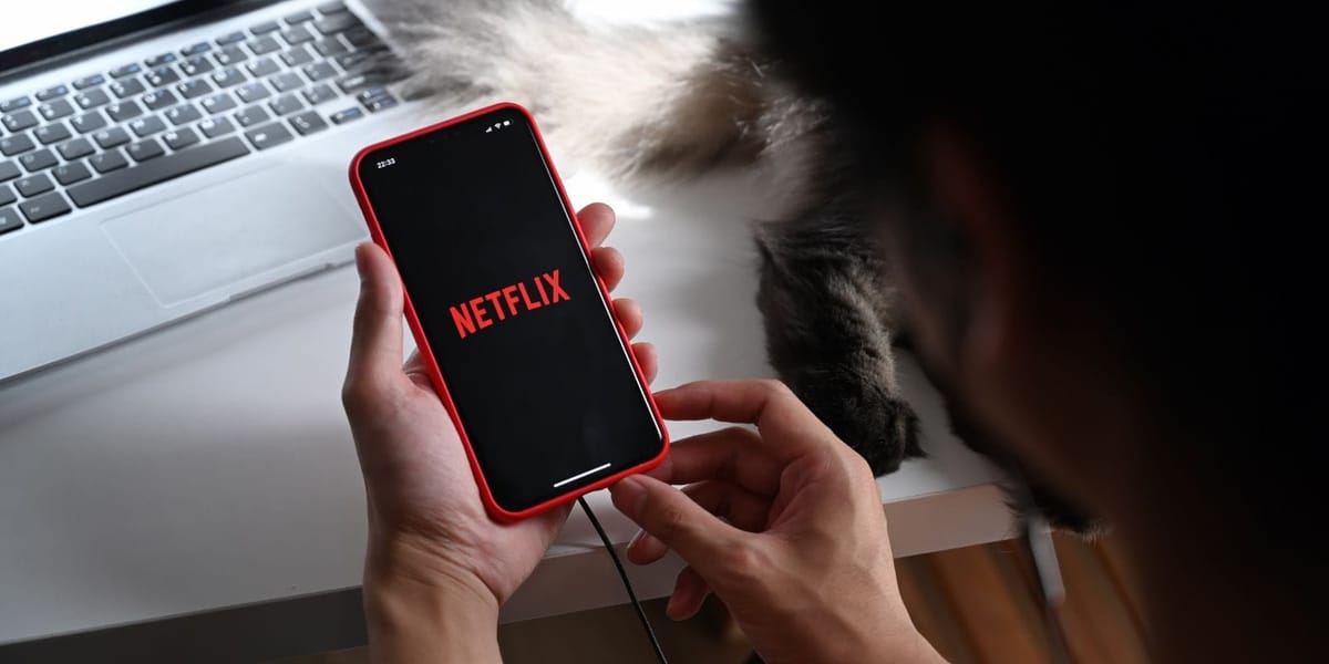 How Much Data Does Netflix Use? Tips to Save Data While Streaming