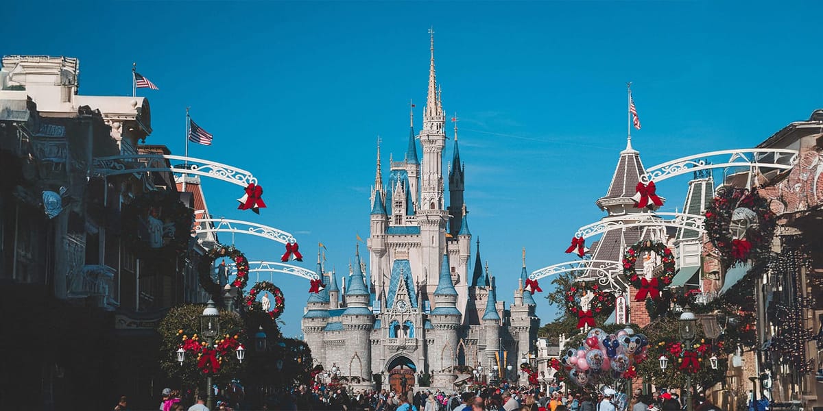 Top 10 Family-Friendly US Destinations for Summer 2025