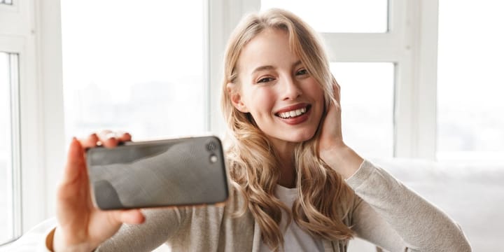 How to FaceTime Without WiFi While Traveling and Save Data