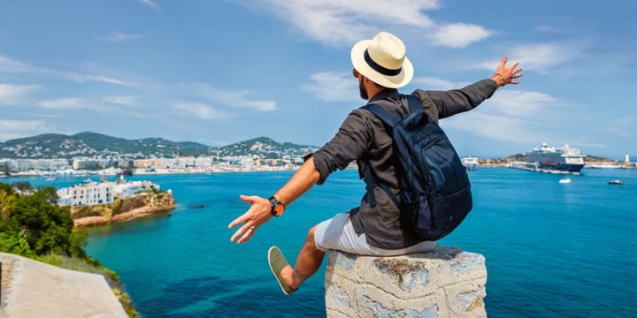 Travel Tips for First-Time Flyers: Guide From Booking to Landing